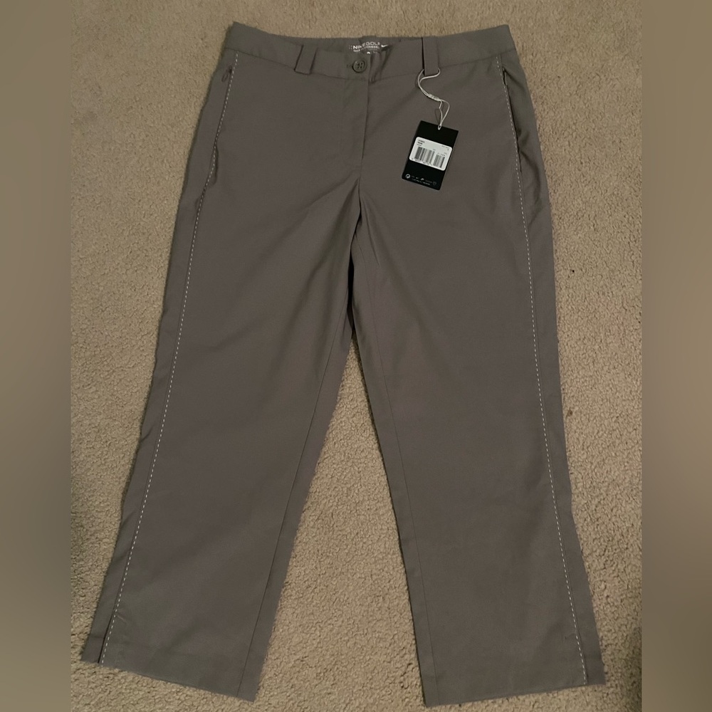 NWT! Women’s Nike Tan Dri-Fit Golf Pants - size 8